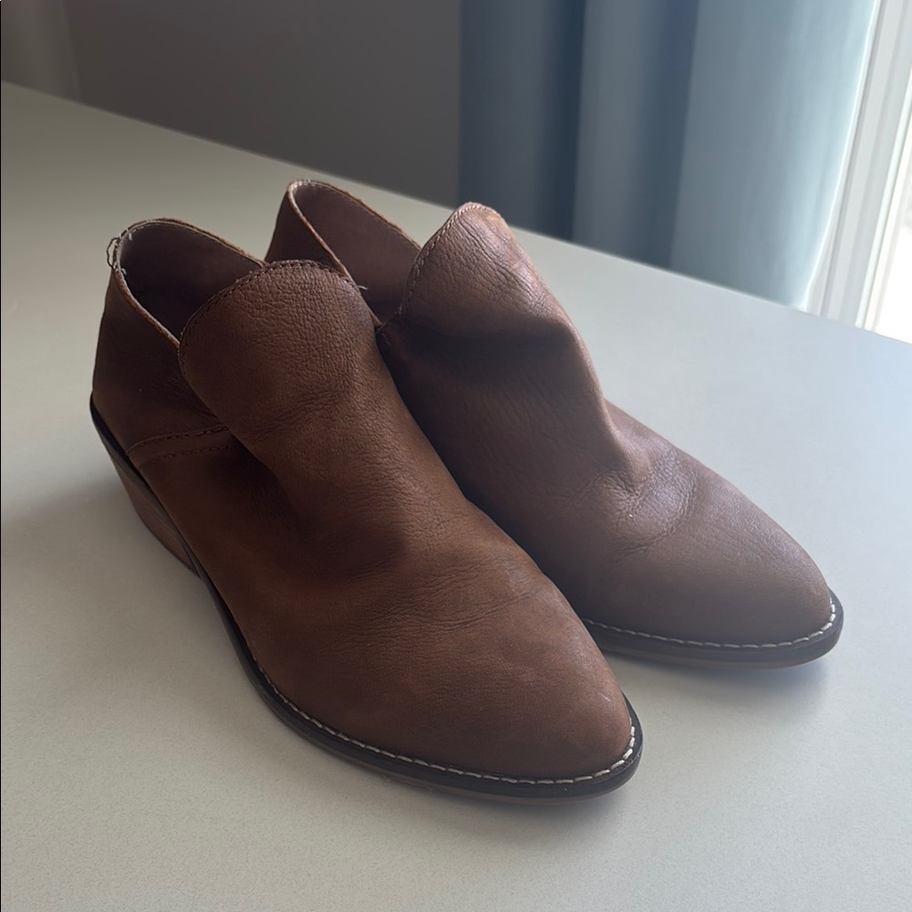Lucky Brand booties